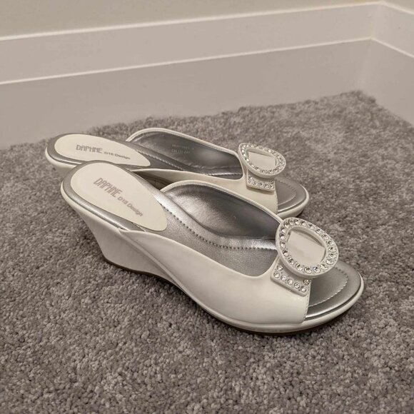 Brand New Diamond Heels - Picture 2 of 5